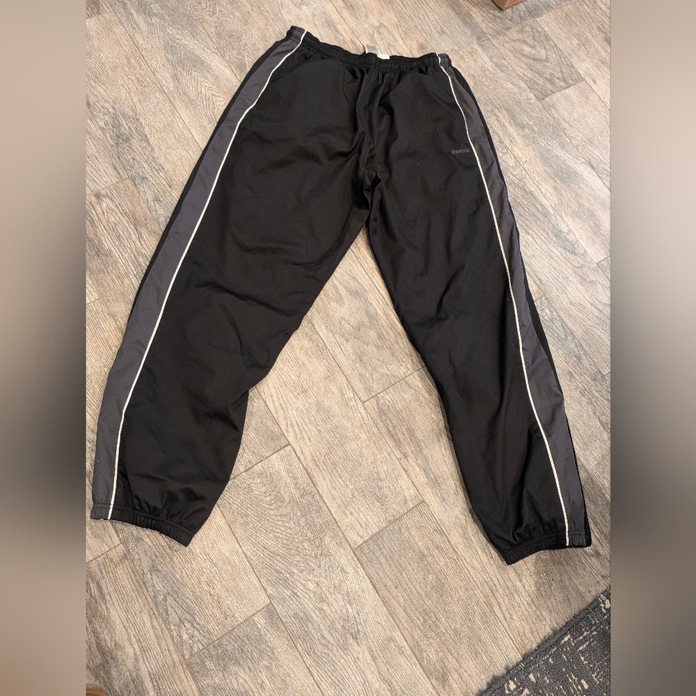 Men's Reebok Lined Black Joggers with Gray Accents Size Large
